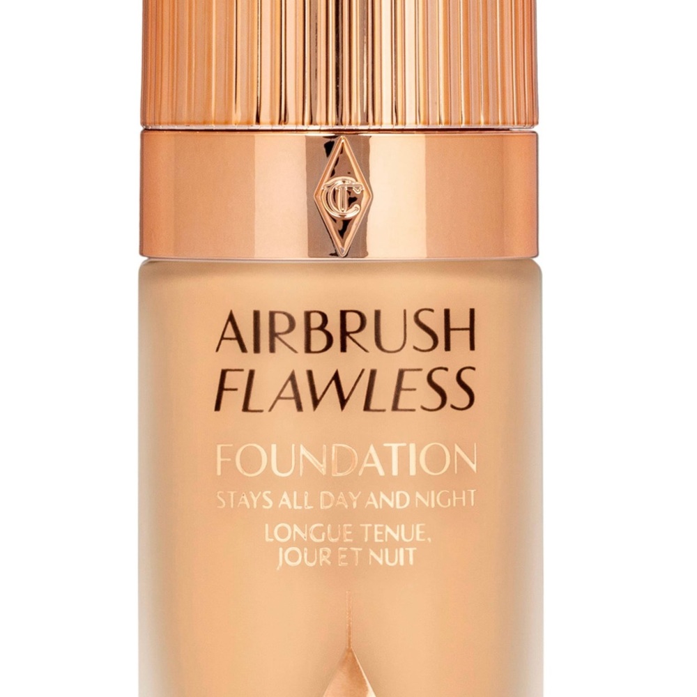 Charlotte Tilbury airbrush foundation in 2 - cool beige